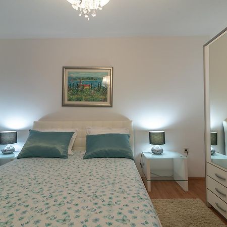 Apartments Maria Trogir Kültér fotó