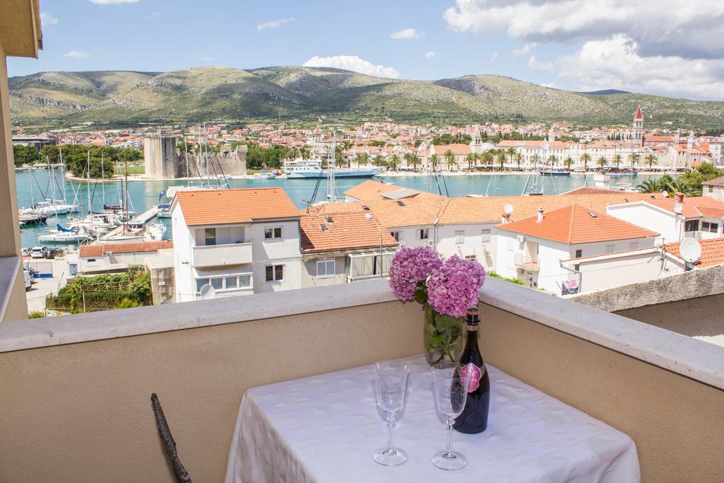 Apartments Maria Trogir Kültér fotó