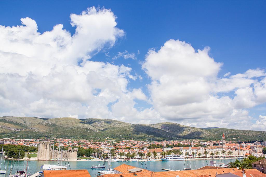 Apartments Maria Trogir Kültér fotó