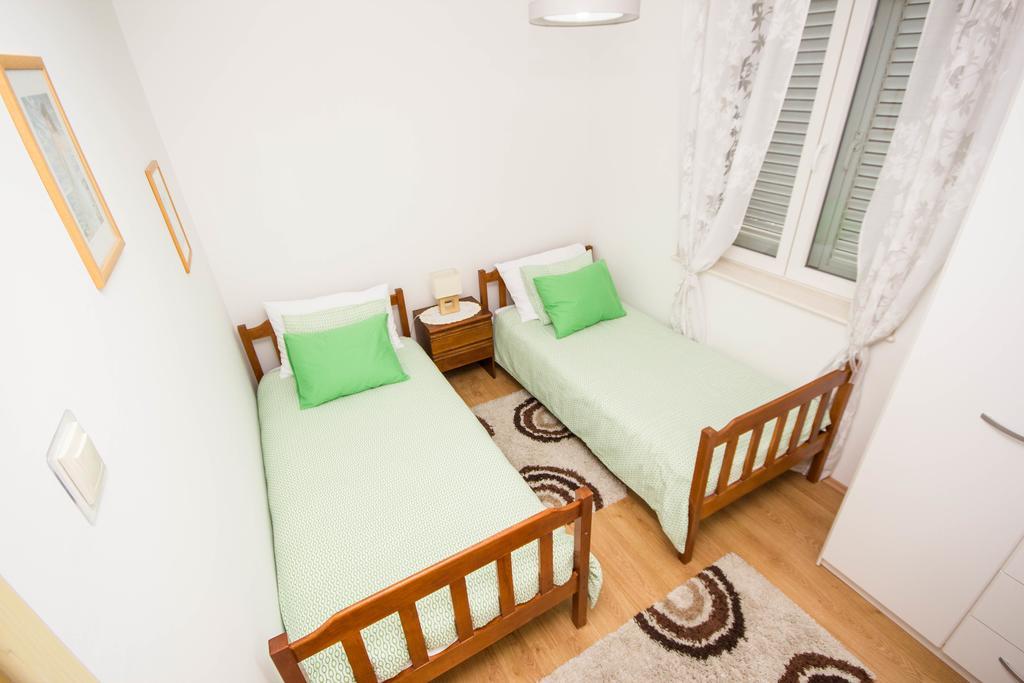 Apartments Maria Trogir Kültér fotó
