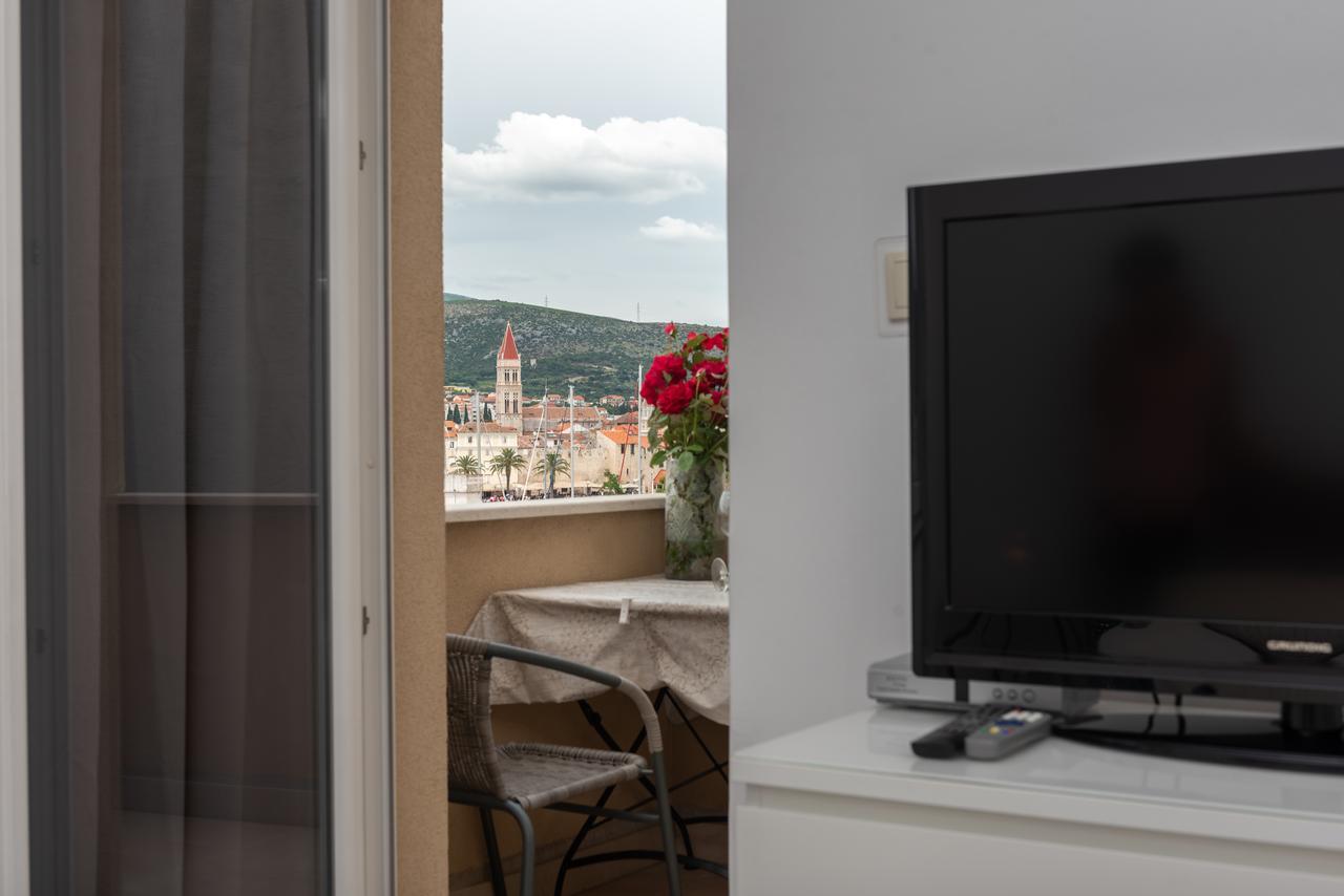 Apartments Maria Trogir Kültér fotó
